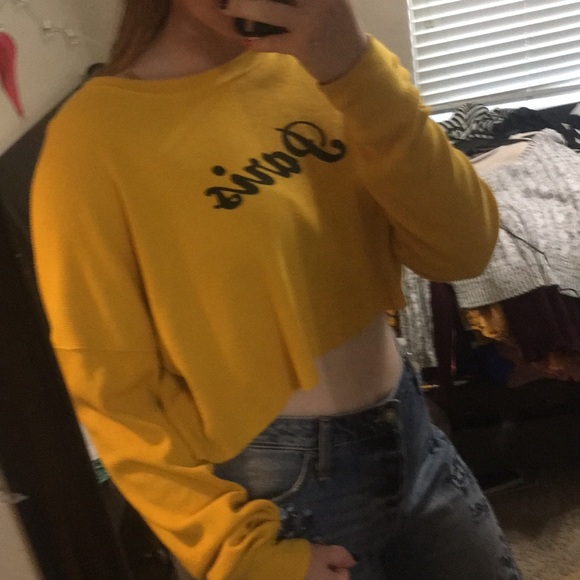 Long sleeve yellow crop top - Picture 2 of 3